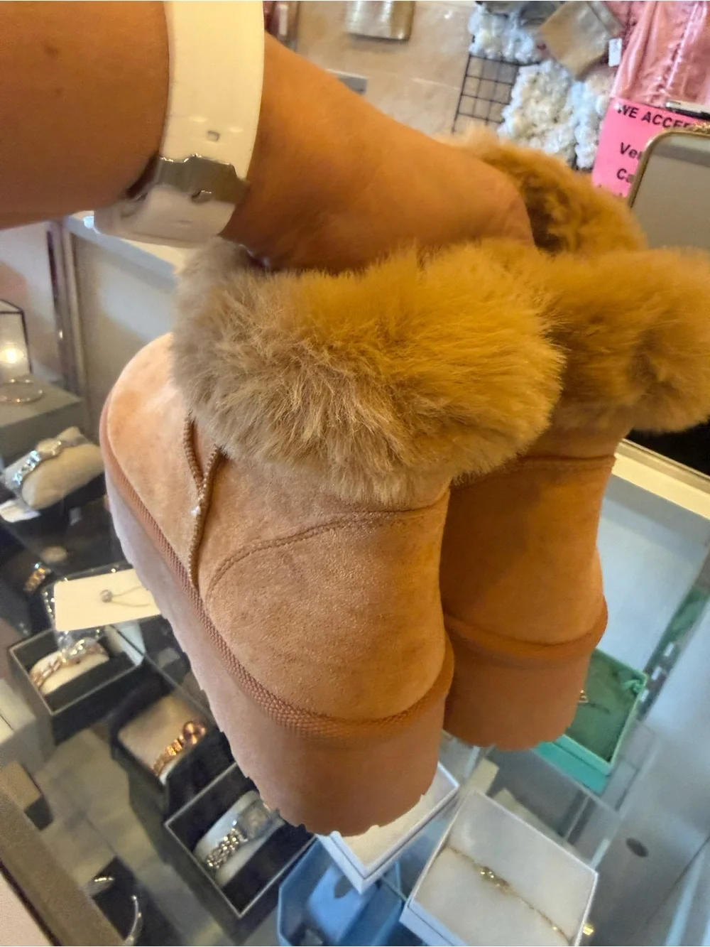 Cozy Faux Fur Lined Women's Winter Booties - Tan